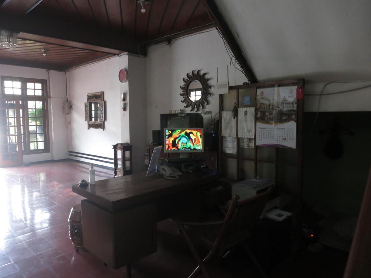 Sartika Hotel Prawirotaman ジョグジャカルタ エクステリア 写真