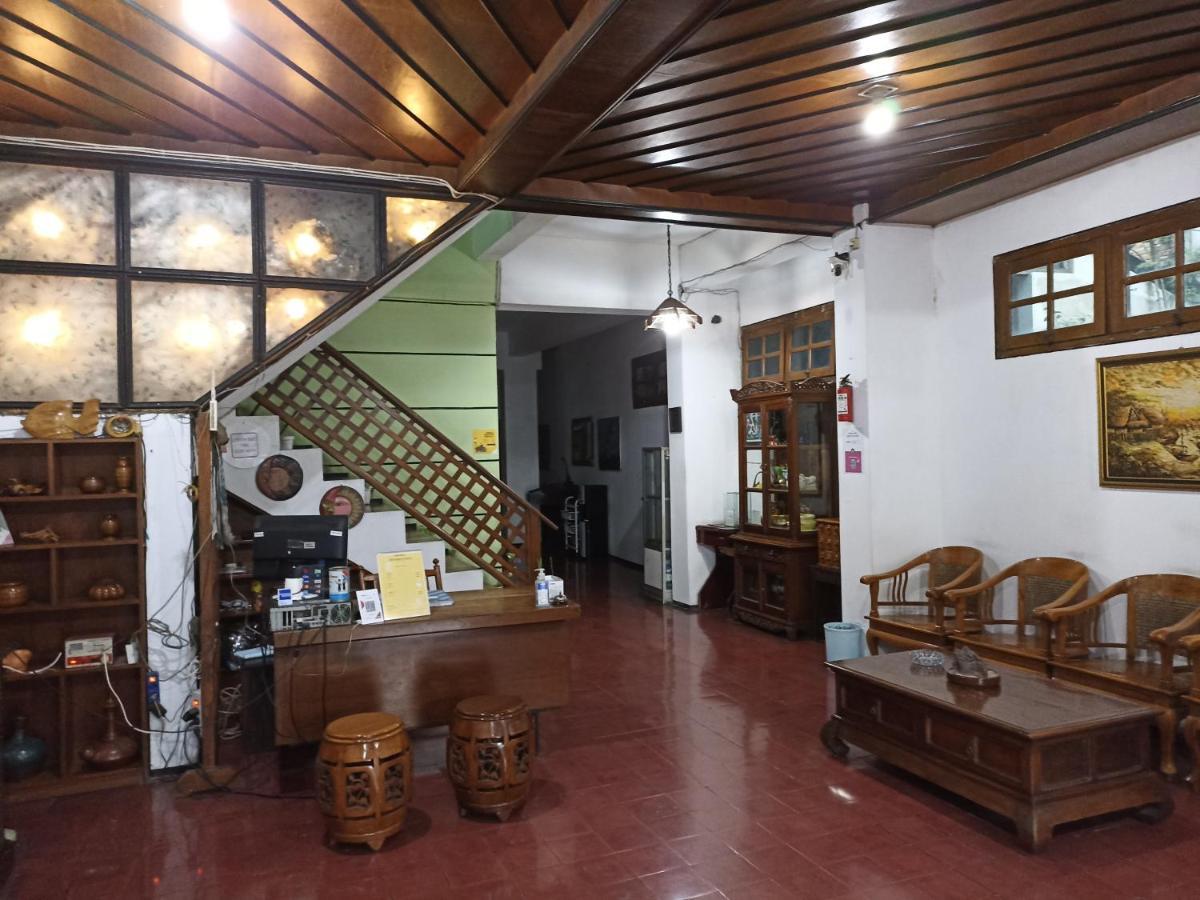 Sartika Hotel Prawirotaman ジョグジャカルタ エクステリア 写真